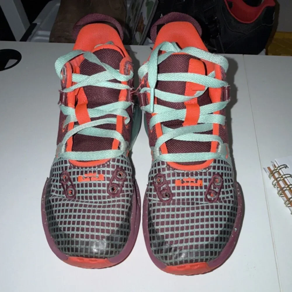 Nike LeBron Witness 7 FB8976-600 Sneakers Burgundy Orange Kids US 4.5Y